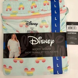 Ladies Disney Mickey & Minnie Pajama/Loungewear Set